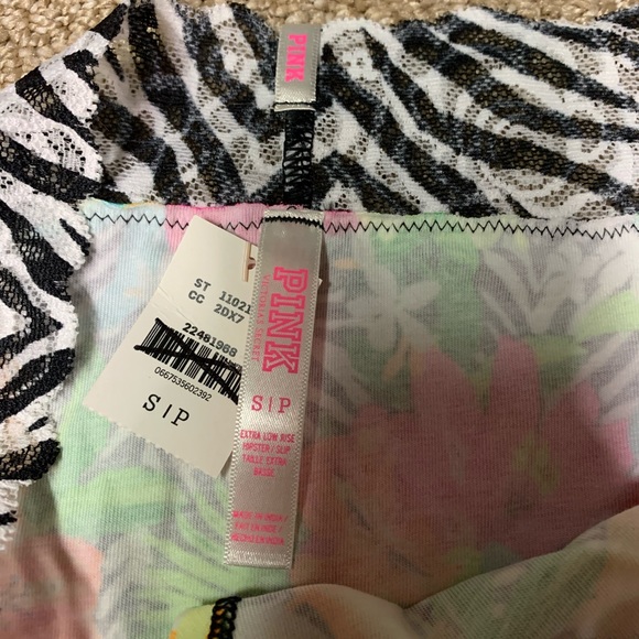 NWT VS Pink Underwear - Picture 3 of 3